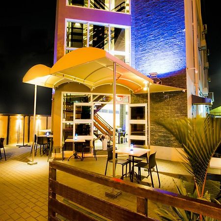 Q-Inn Boutique Hotel Paramaribo Esterno foto